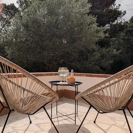 The Place World - Yoga, Wind & Water * Marsala