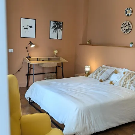 The Place World - Yoga, Wind & Water Bed & Breakfast *